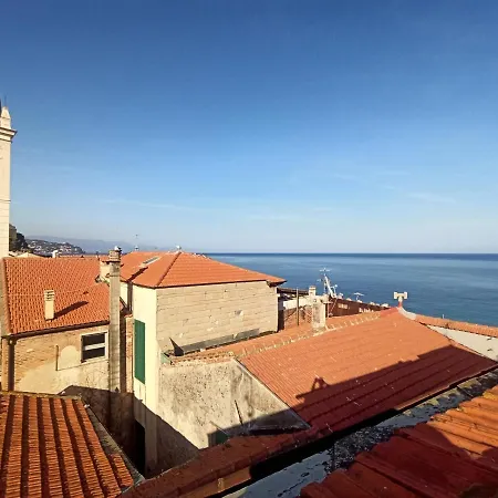 Ca' Du Marchin, Noli. Appartement Noli